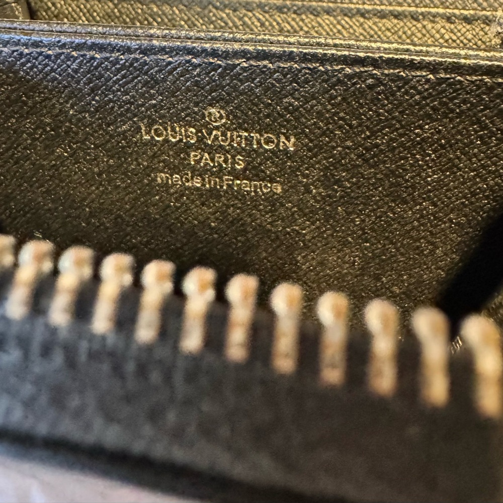 Louis Vuitton Epi Black Coin Purse - Picture 5 of 7
